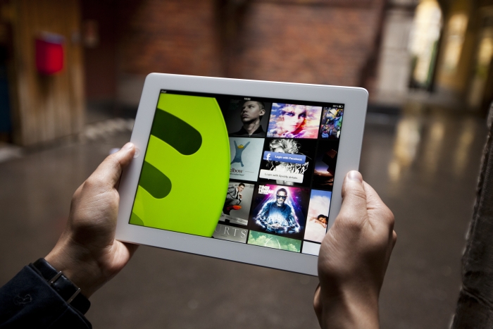 Obraz artykułu: Nowość w Spotify – przegl…