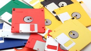 ¿Creías que los disquetes eran una tecnología muerta? Espera a ver esta genialidad