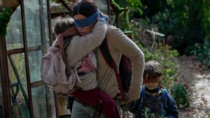 Bird Box Challenge: así es el peligroso reto viral inspirado en la película de Netflix