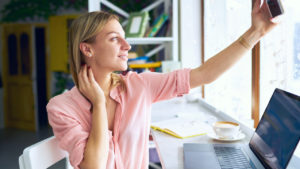 5 apps para tener las fotos de perfil de WhatsApp más originales