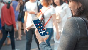 5 apps gratis para traducir con la cámara de tu móvil