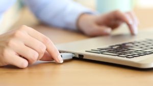 Cómo crear un USB booteable con Windows 10