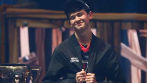 El campéon mundial de Fortnite es asaltado por un equipo de SWAT durante un livestream