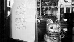 Wi-Fi público: cómo detectar los legales, cómo evitar los ilegales y posibles amenazas