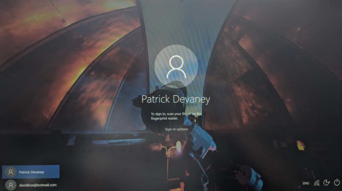 windows sign in screen