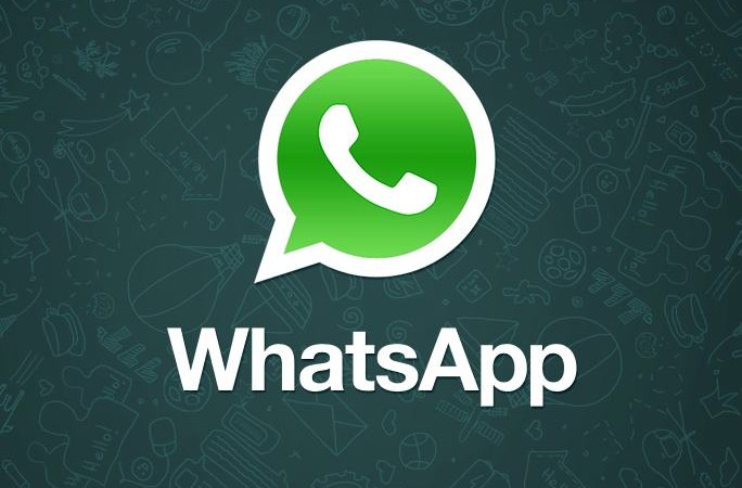 WhatsApp per iPhone: ora lo scarichi gratis, e poi l’abbonamento