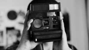 Instagramで話題沸騰中のレトロ写真アプリ