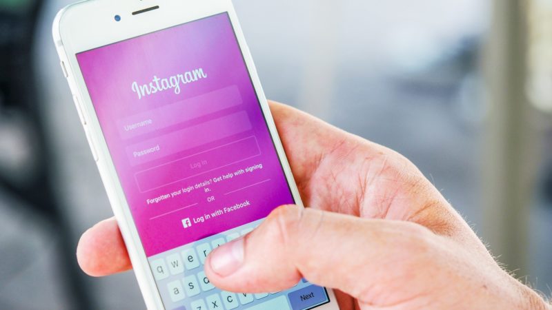 Instagramでお金を稼ぐ方法