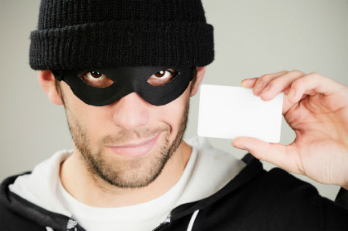 imagem do artigo: Hackers usam SMS para rou…